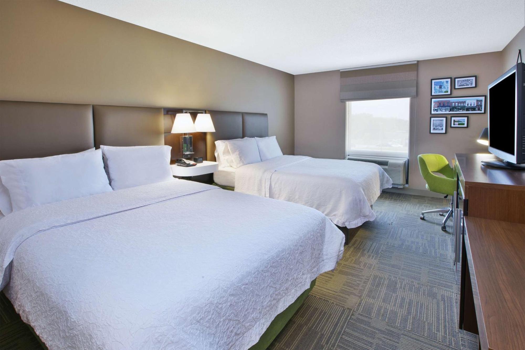 Hampton Inn Commerce/Novi Buitenkant foto