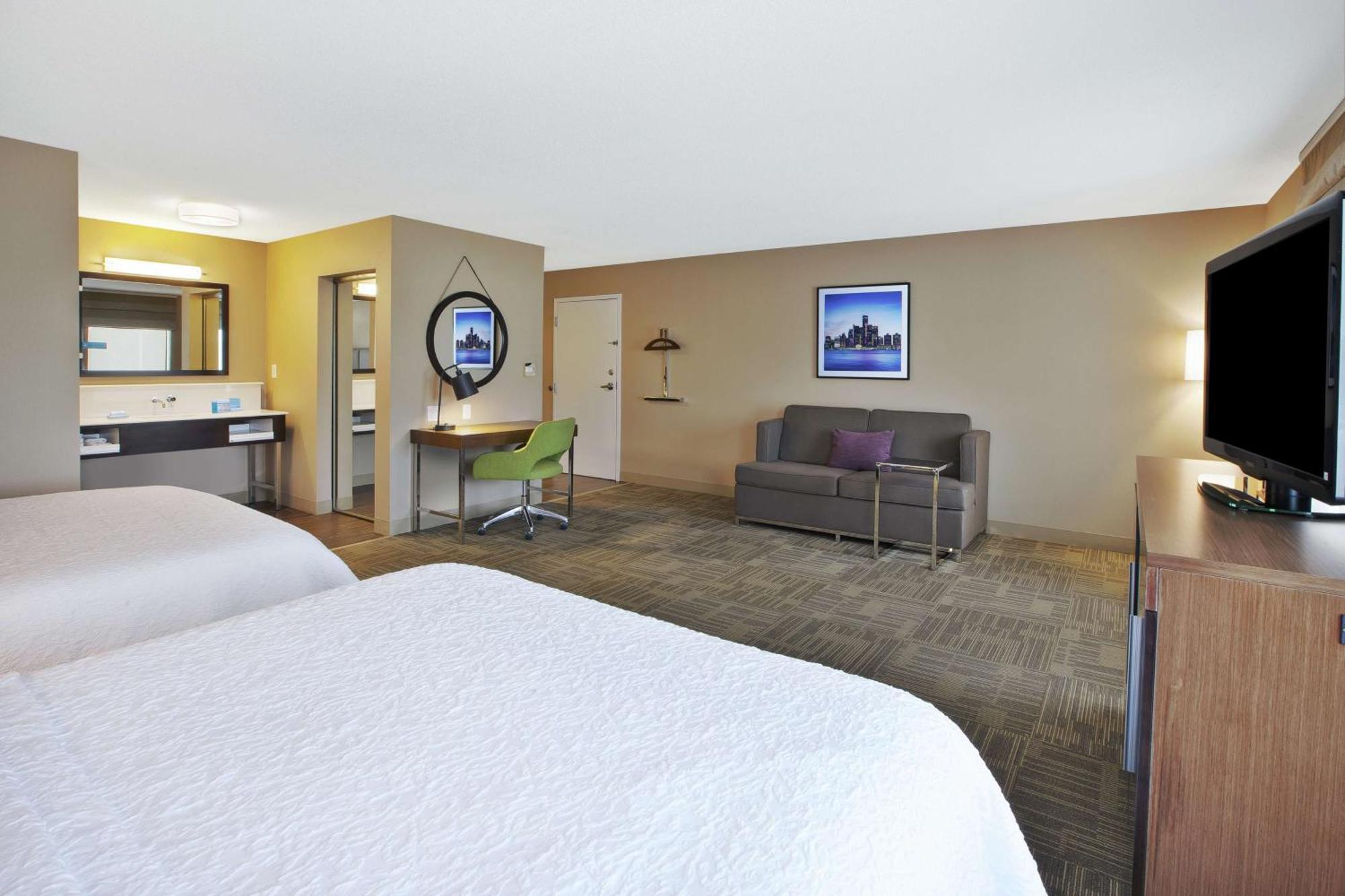 Hampton Inn Commerce/Novi Buitenkant foto