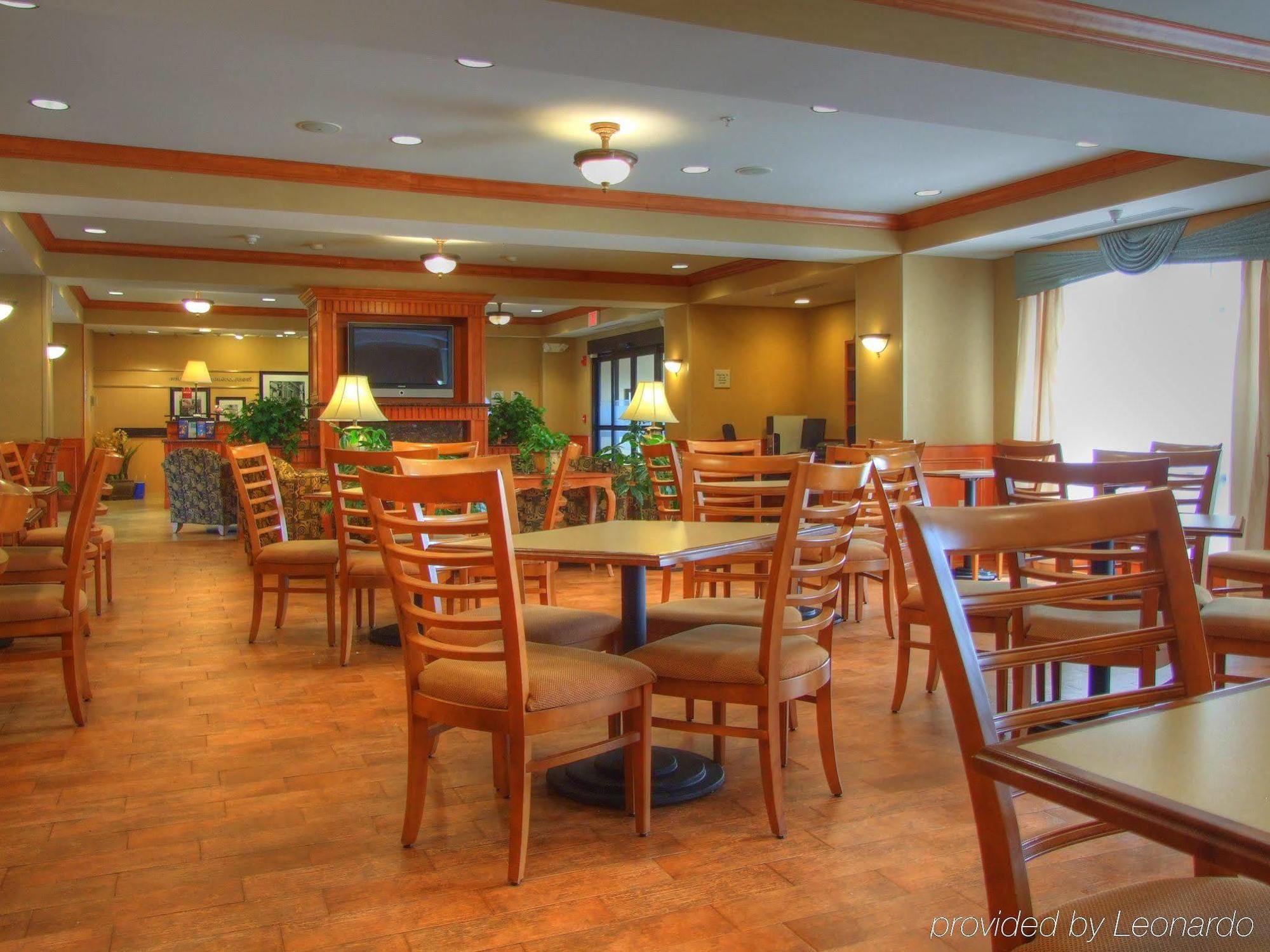 Hampton Inn Commerce/Novi Restaurant foto